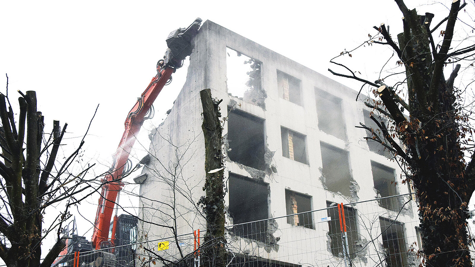 Rückbau diverser Industriehallen und Gebäude